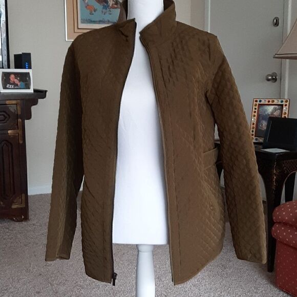 Liz Claiborne Jackets & Blazers - NWOT Liz Claiborne olive green outerwear jacket